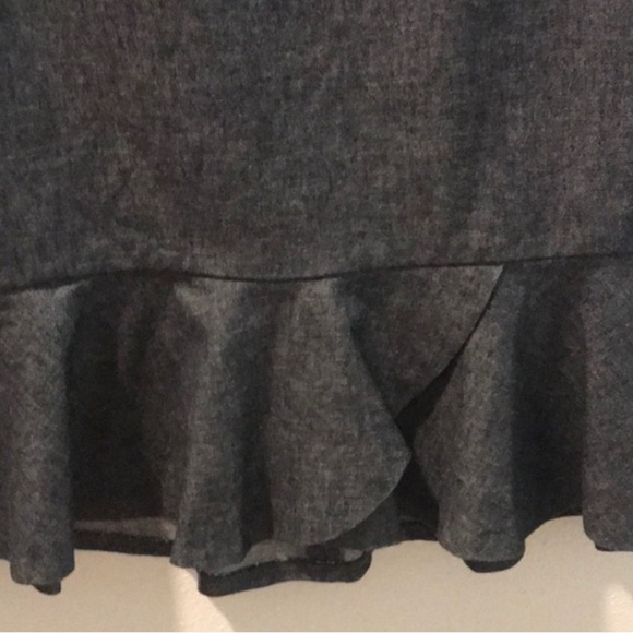 New Banana Republic Stretch Denim Fit & Flare Dress
Size 8 - Picture 3 of 3